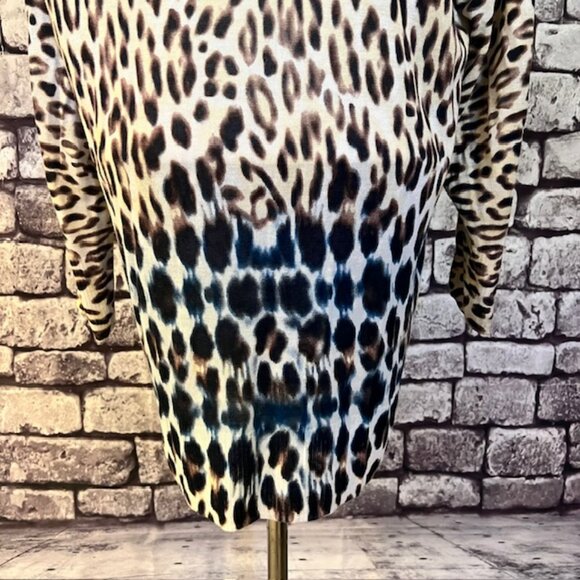 Chico's Animal Print Long Sleeve Button Down Cardigan Sweater Size XL - Picture 8 of 10